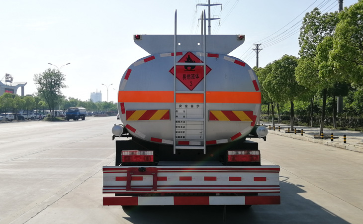 東風(fēng)大多利卡加油車（國六）