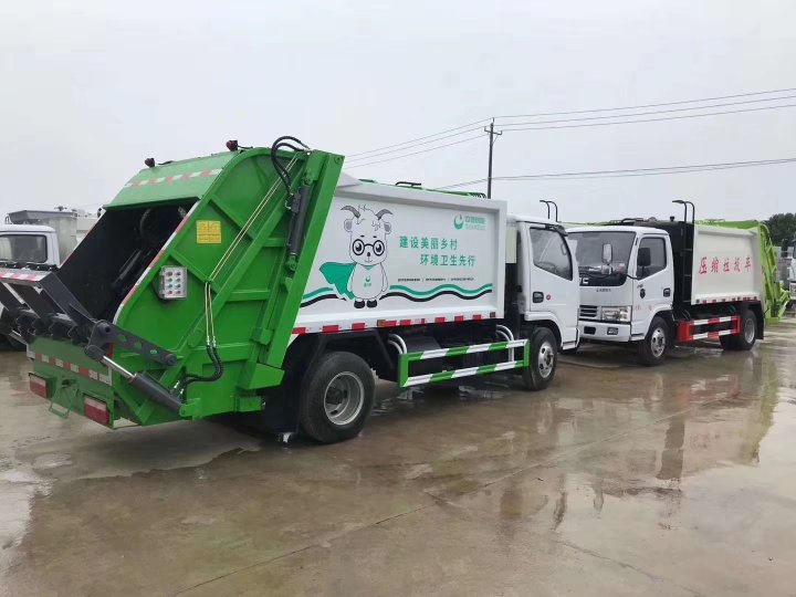 專供村的垃圾清運車輛和設備